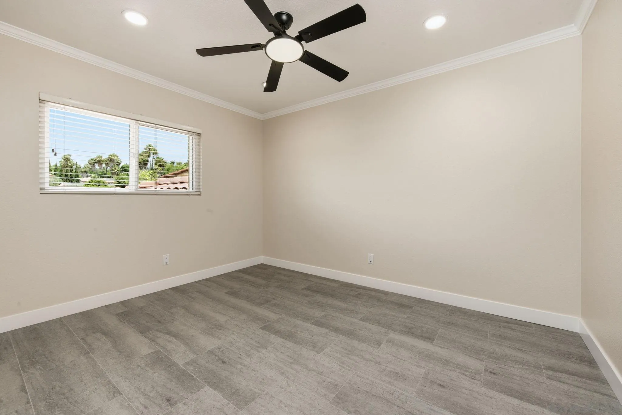 https://cdn.realtyfeed.com/cdn/127/260014498/320efabc0f9f2f6227f2f11fac48897c.webp