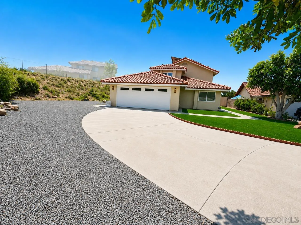 https://cdn.realtyfeed.com/cdn/127/260014498/541e363ae293fd815c6a9dced3d2ba4f.webp