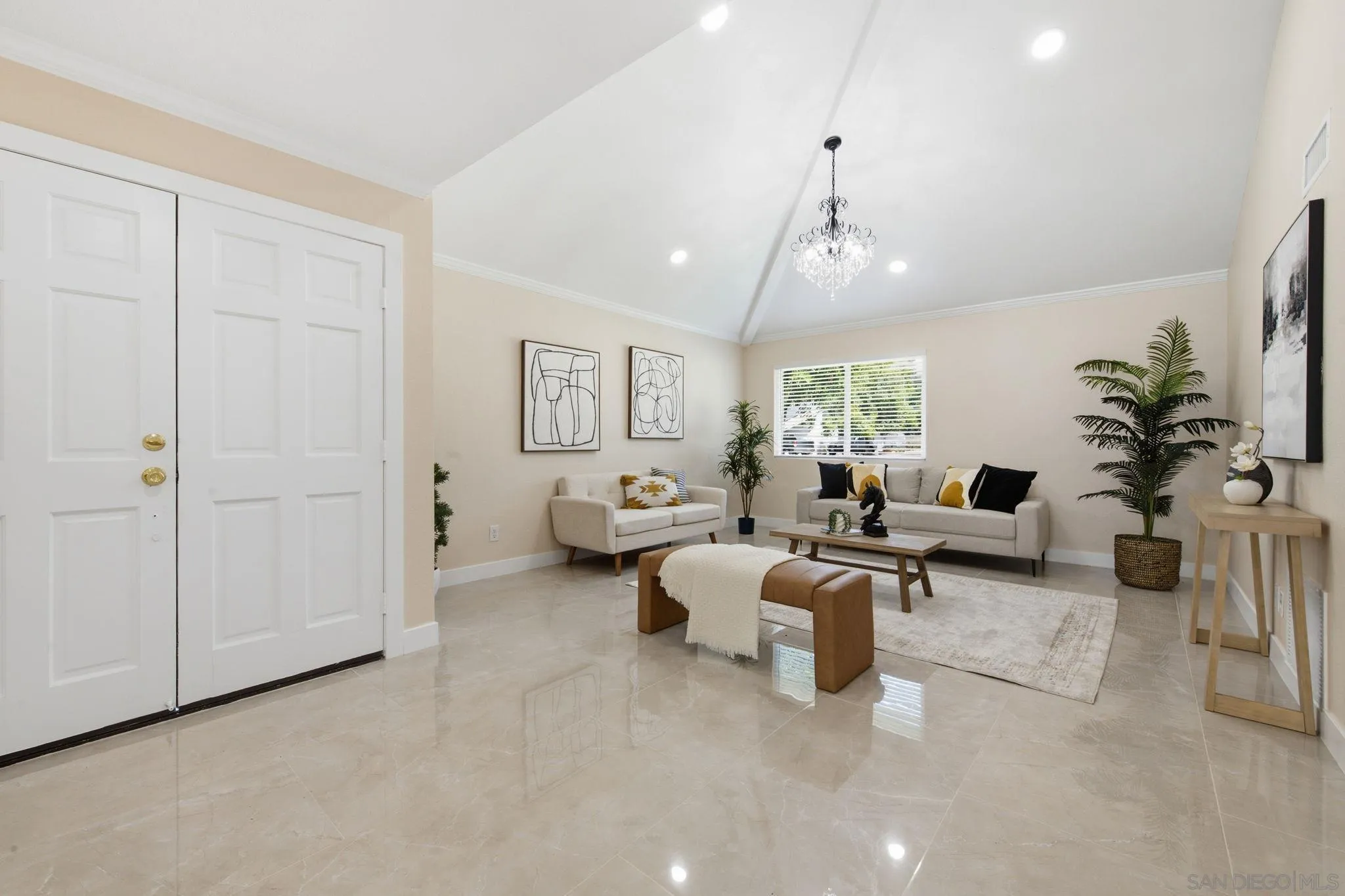 https://cdn.realtyfeed.com/cdn/127/260014498/5e839d09200766c98fa2981390c8e094.webp