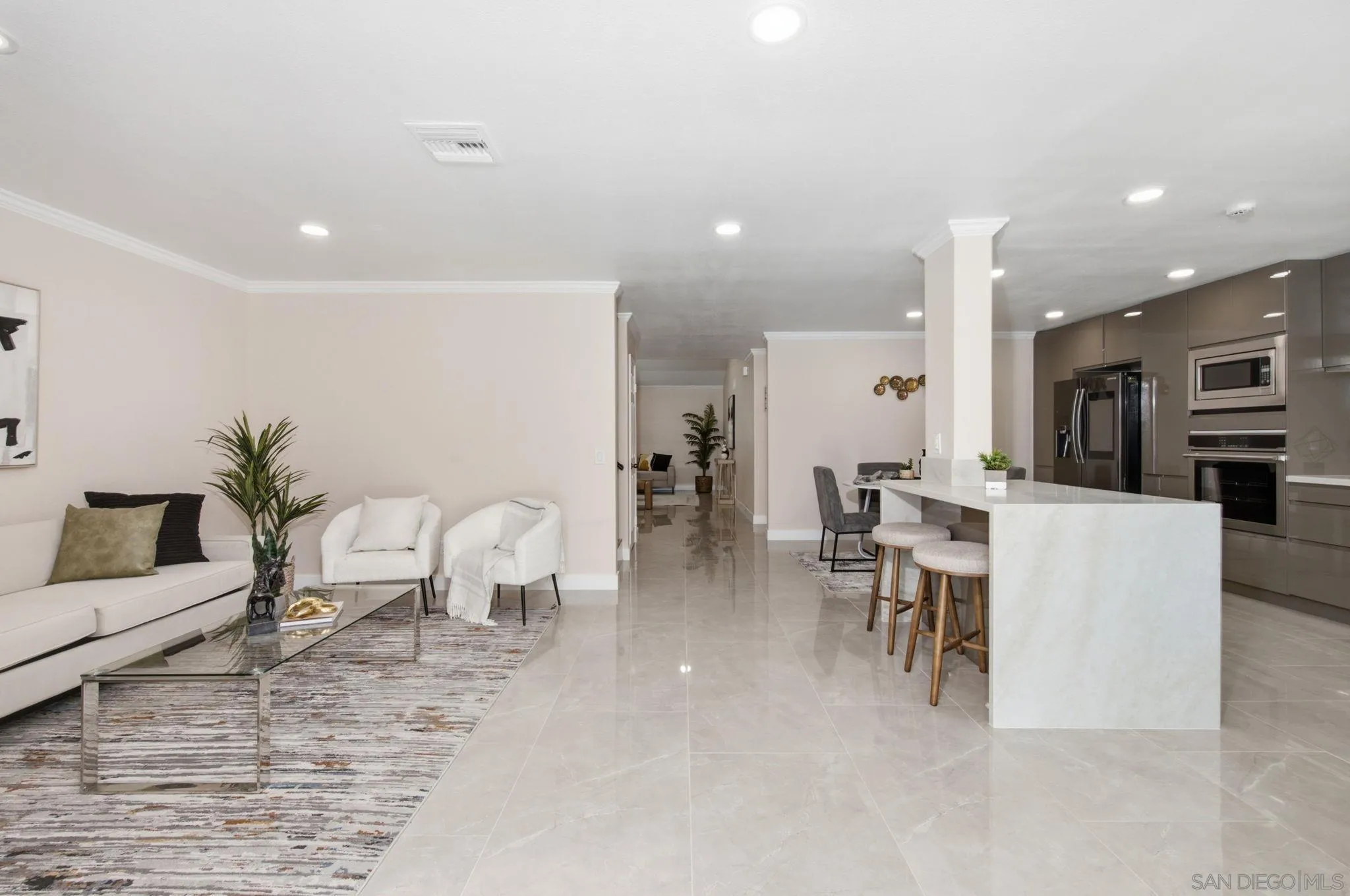 https://cdn.realtyfeed.com/cdn/127/260014498/64fa88222d5918b3810a13e4cdd10d1d.webp