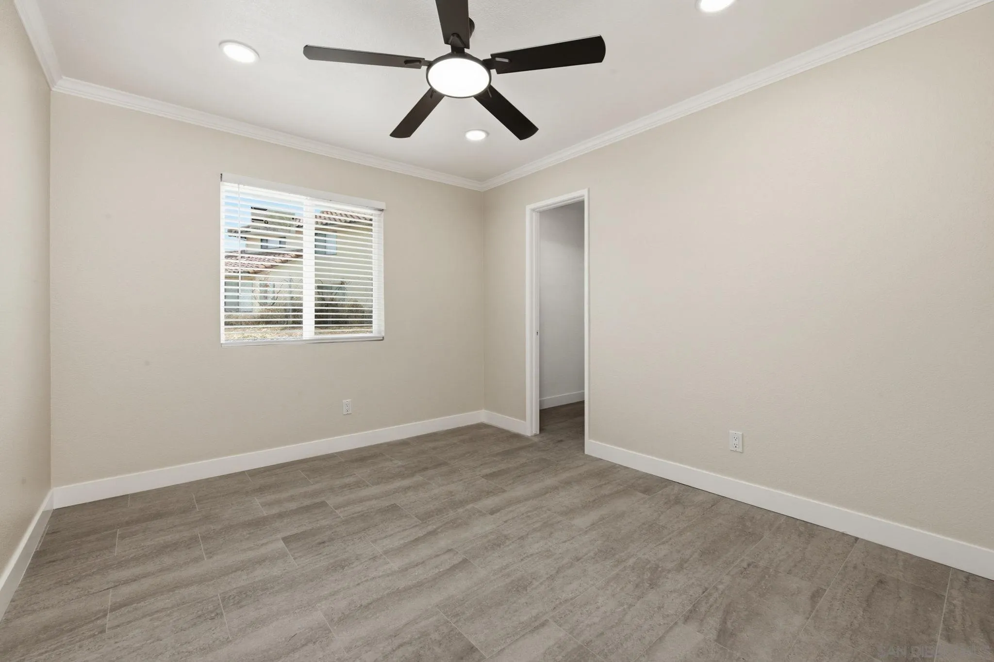 https://cdn.realtyfeed.com/cdn/127/260014498/681d50cab731f938c646ec5f8929277c.webp