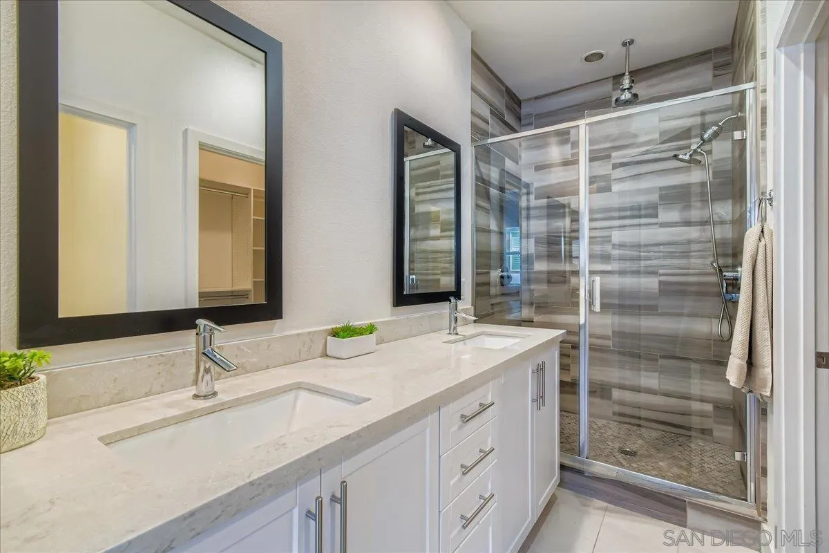 Photo #12: 2600145 Listing: Photo #12