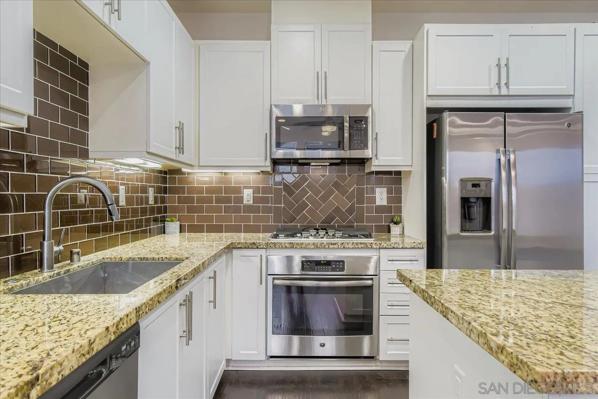 Photo #6: 2600145 Listing: Photo #6