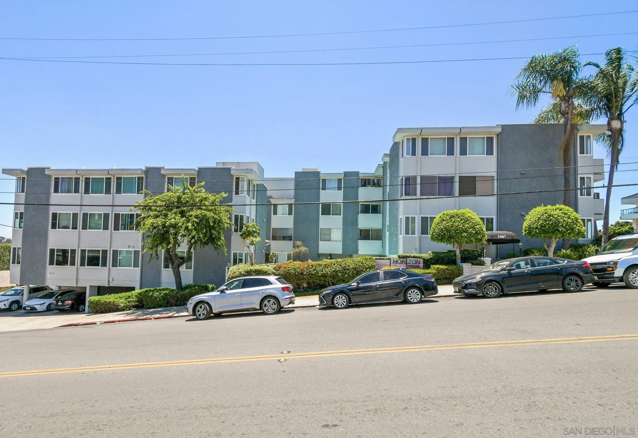 Photo #2: 260014510 Listing: Photo #2