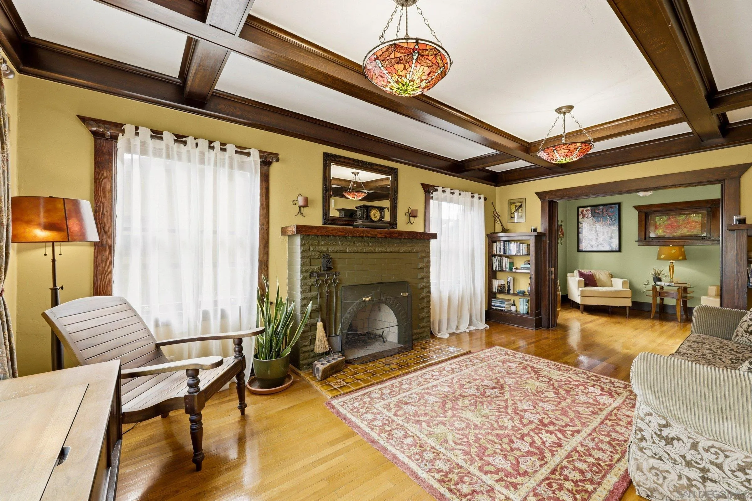 https://cdn.realtyfeed.com/cdn/127/260014515/2a9180f8c60569a9ccdae709289cada9.webp