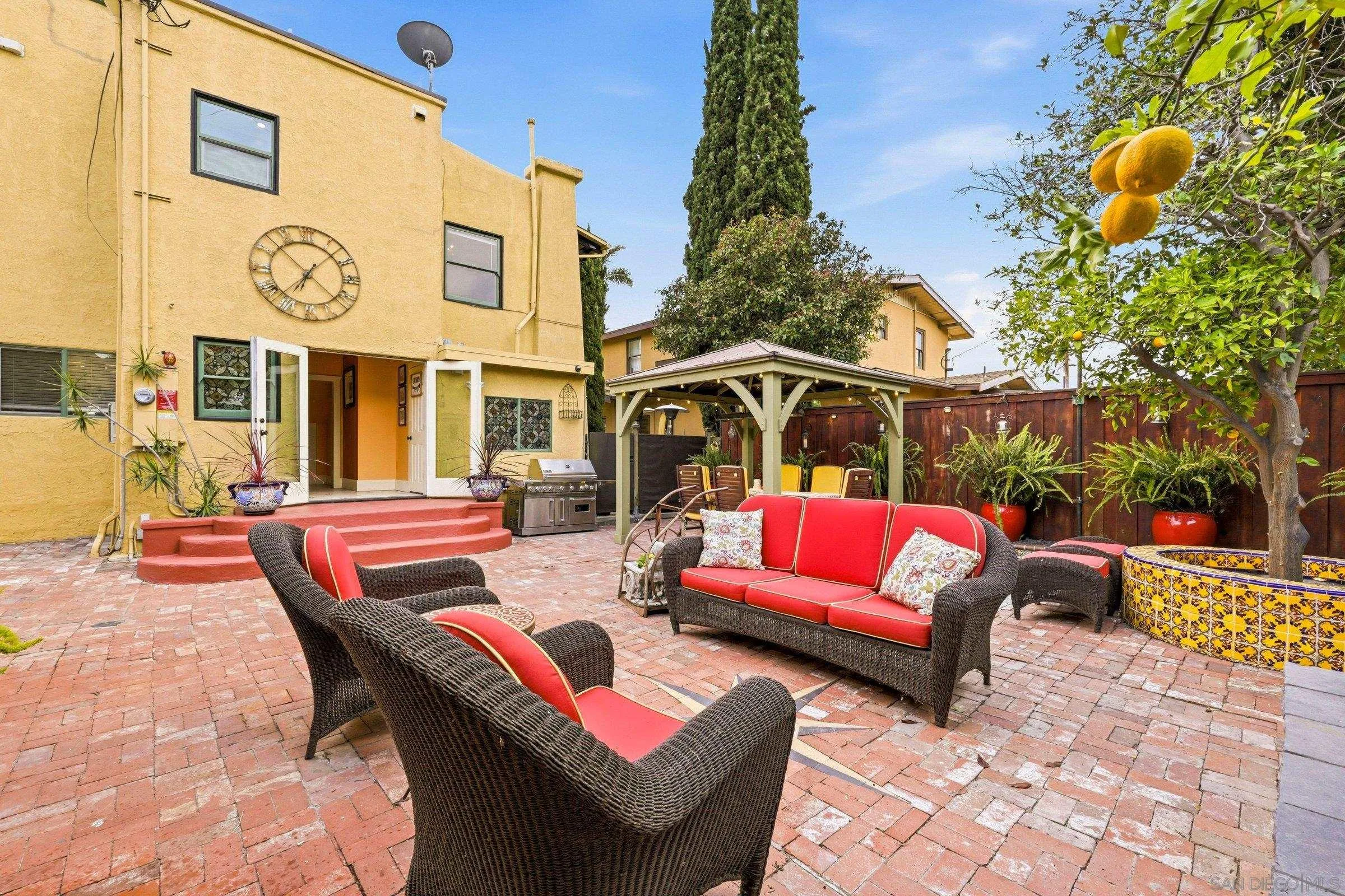 https://cdn.realtyfeed.com/cdn/127/260014515/4fff8dee63e28cfb45d0352ea1c65c8e.webp