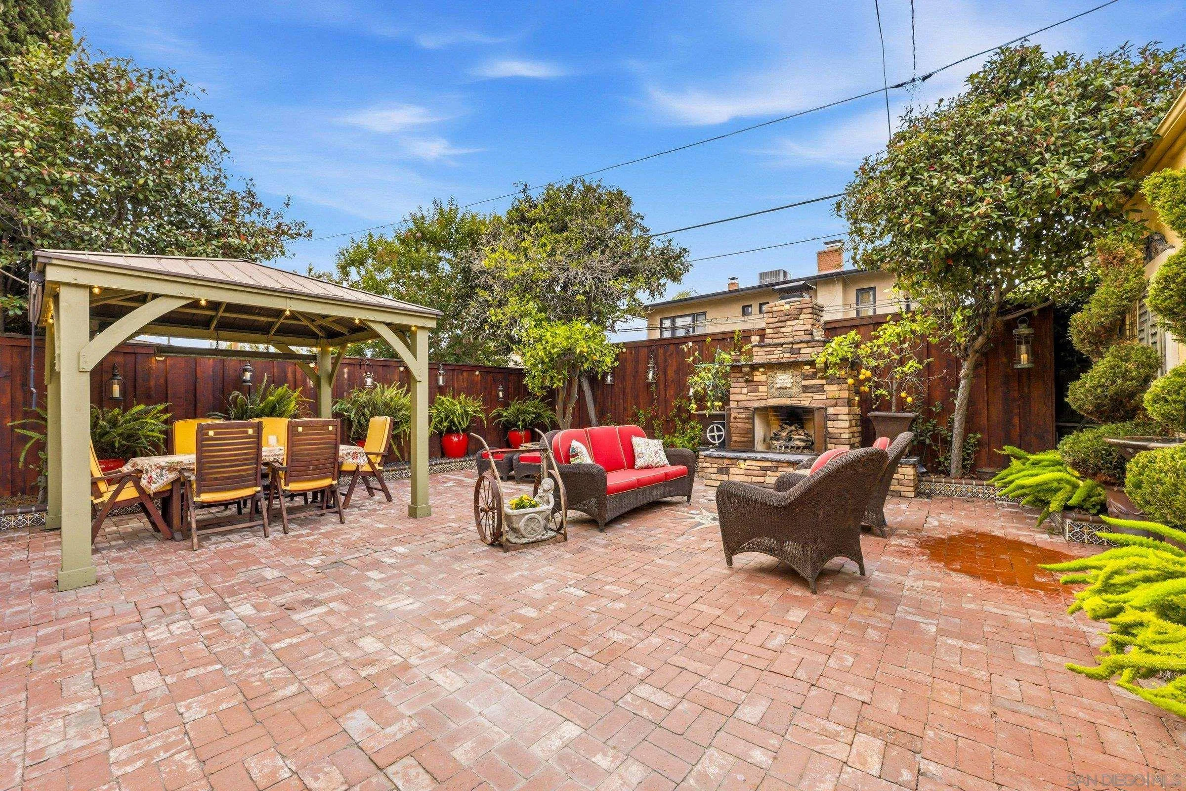 https://cdn.realtyfeed.com/cdn/127/260014515/dc647dcfbd539d05e126f73905cc7281.webp
