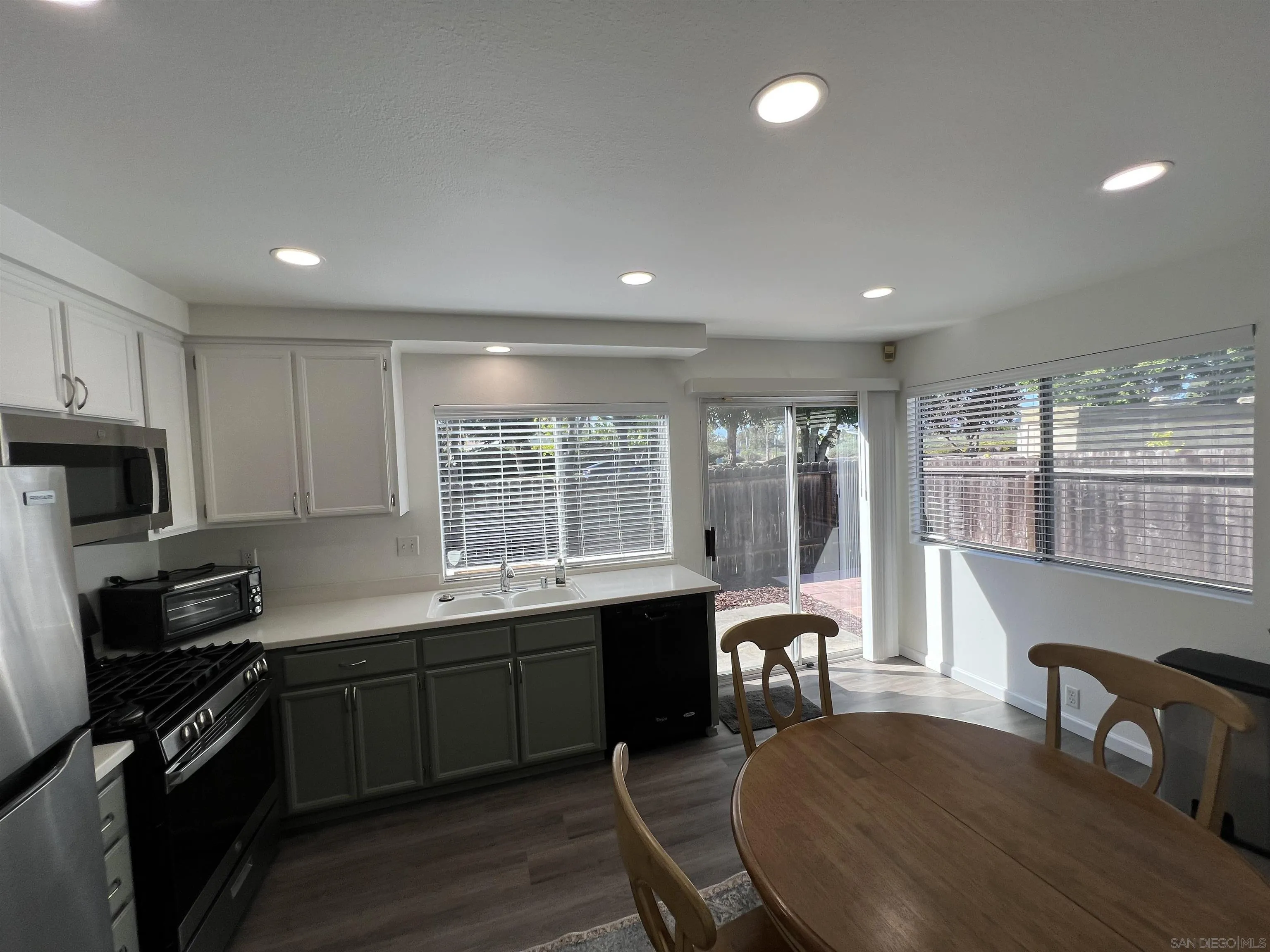 Photo #15: 260014523 Listing: Photo #15