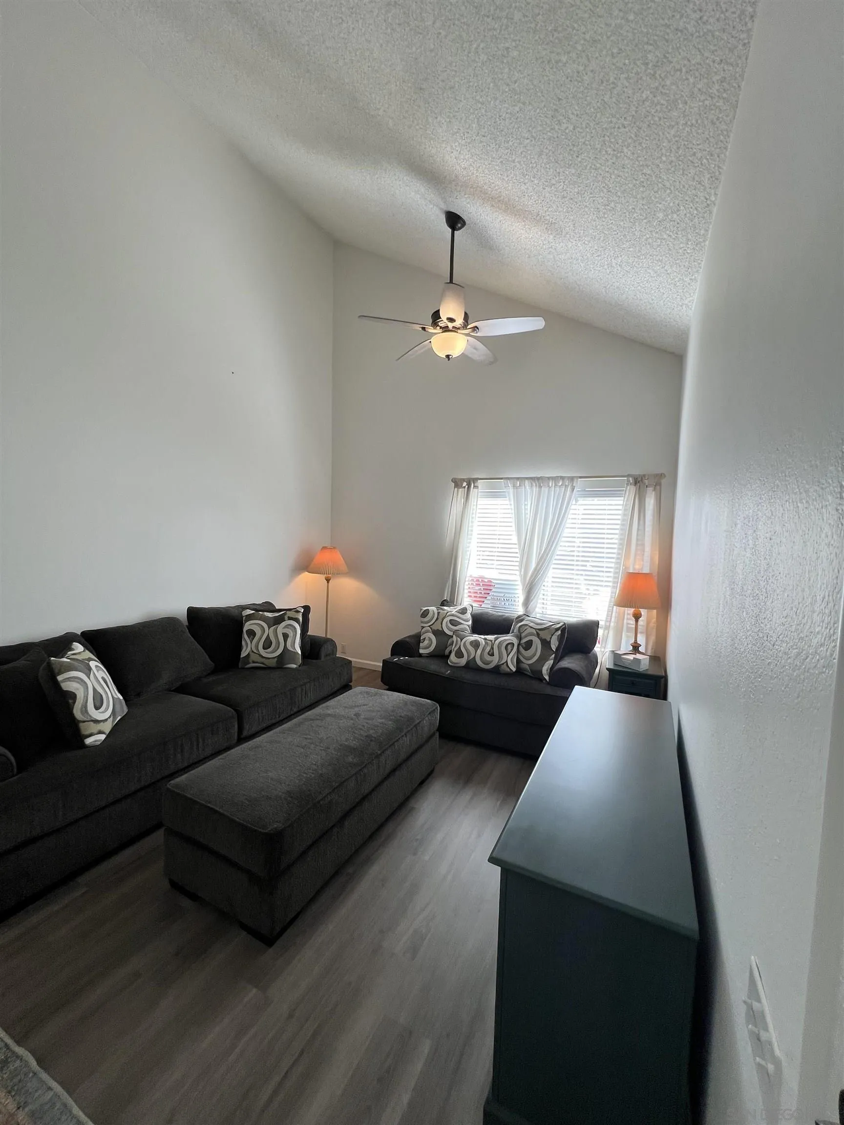 Photo #11: 260014523 Listing: Photo #11