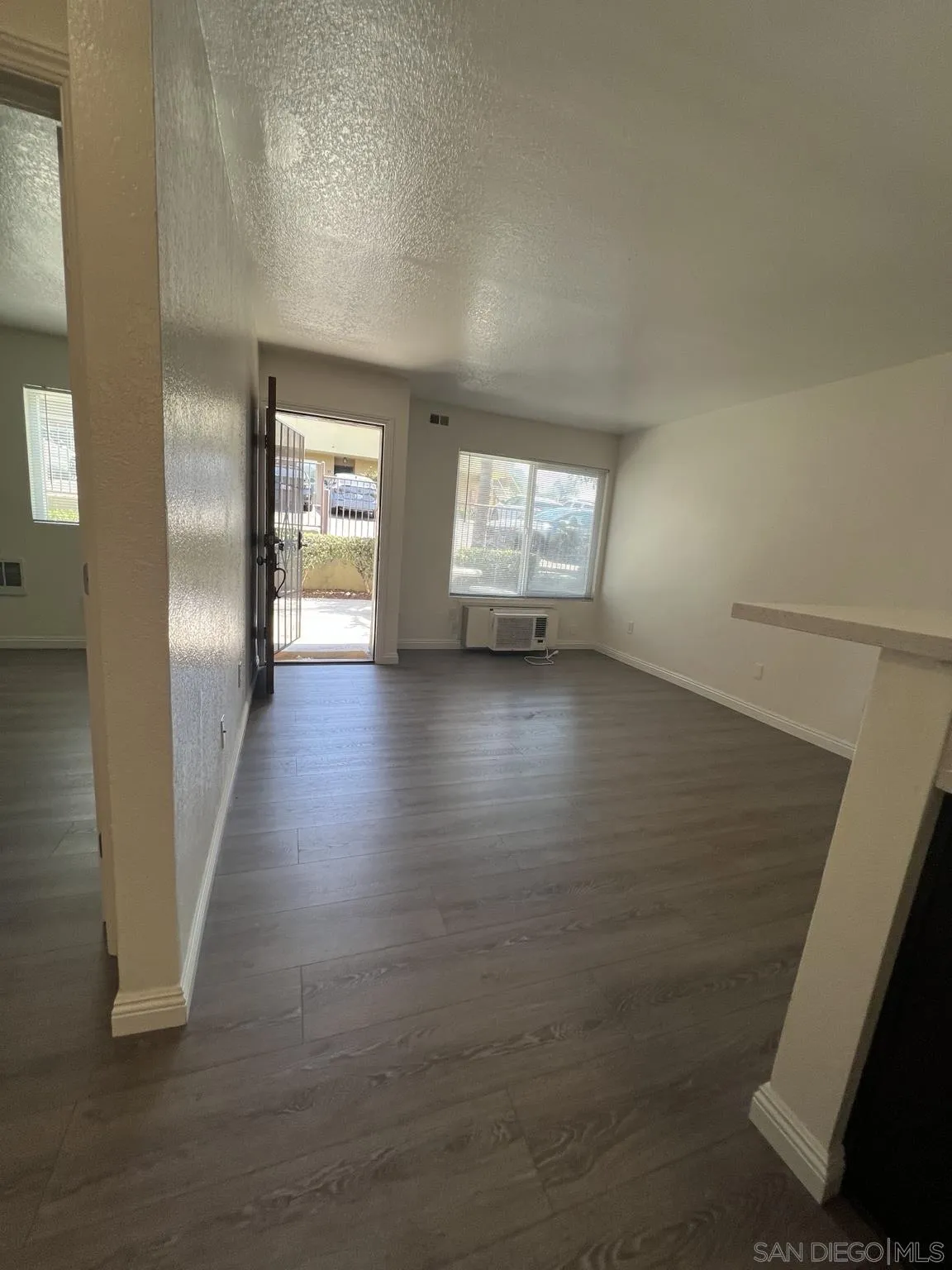 Photo #9: 260014527 Listing: Photo #9
