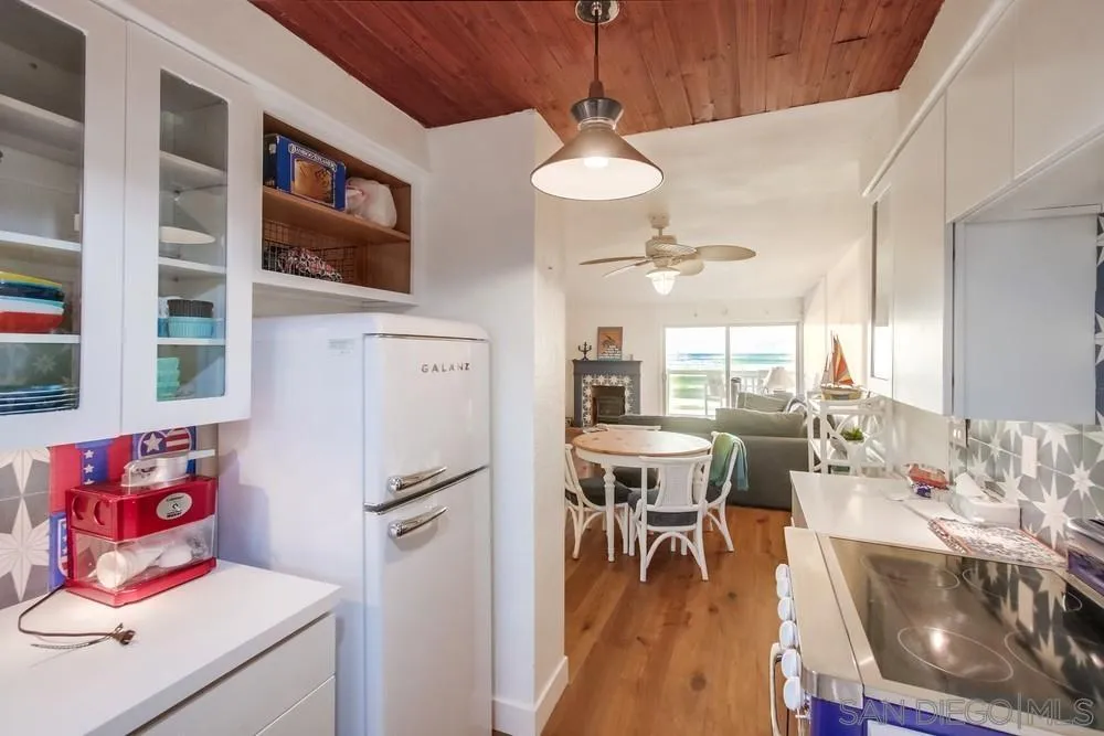 Photo #14: 260014529 Listing: Photo #14