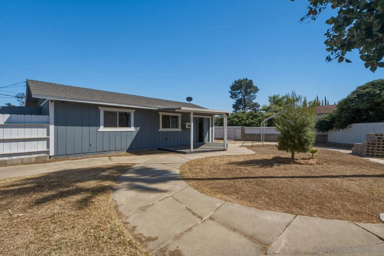https://cdn.realtyfeed.com/cdn/127/260014532/1c12aa2969416ba92bb408b05c677dac.webp