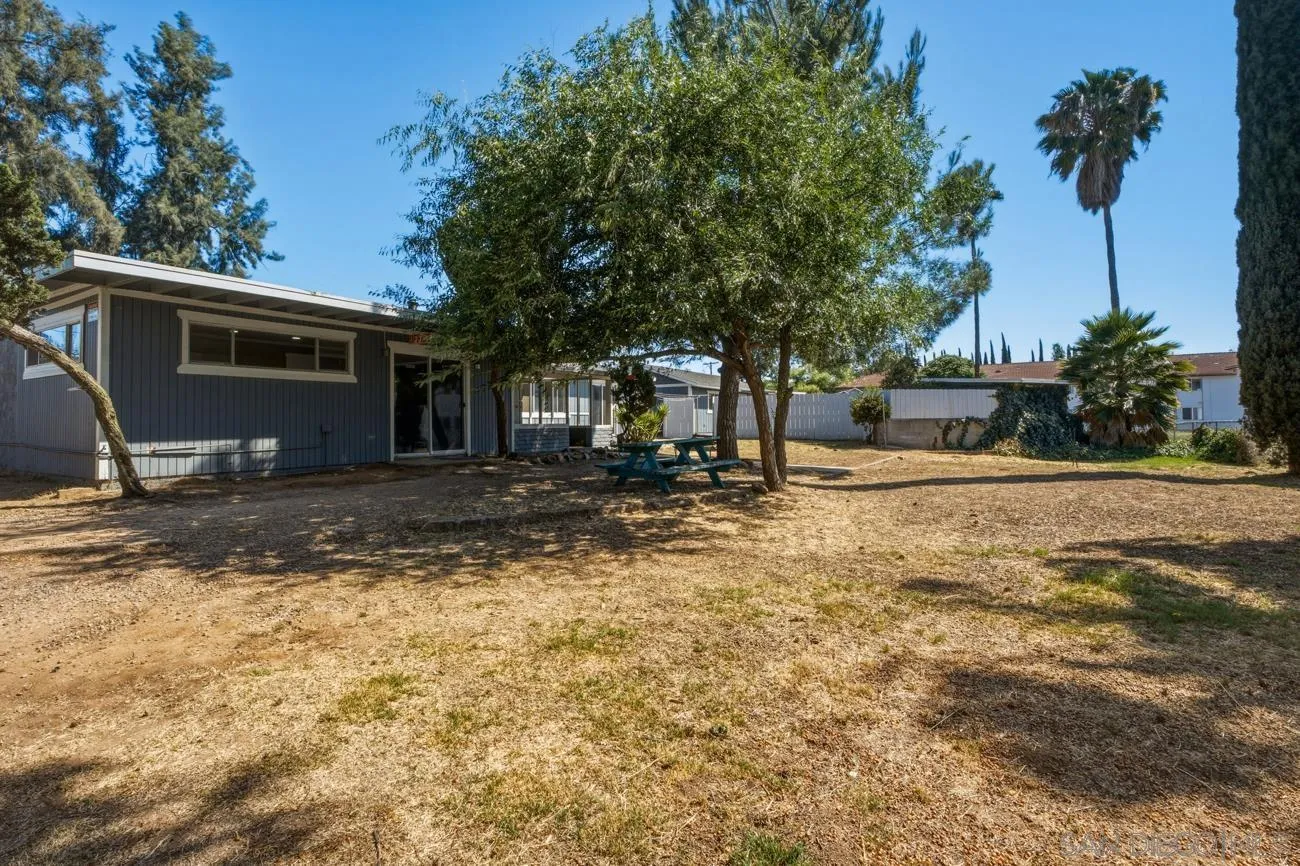 https://cdn.realtyfeed.com/cdn/127/260014532/776b0a7dd346ab2fa52d712fca00efd2.webp