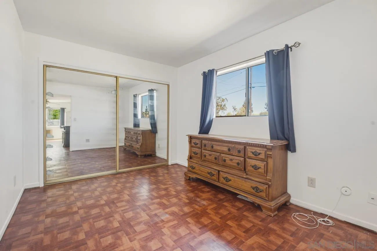 https://cdn.realtyfeed.com/cdn/127/260014532/95bf252c63c8293fb9e7313963835052.webp
