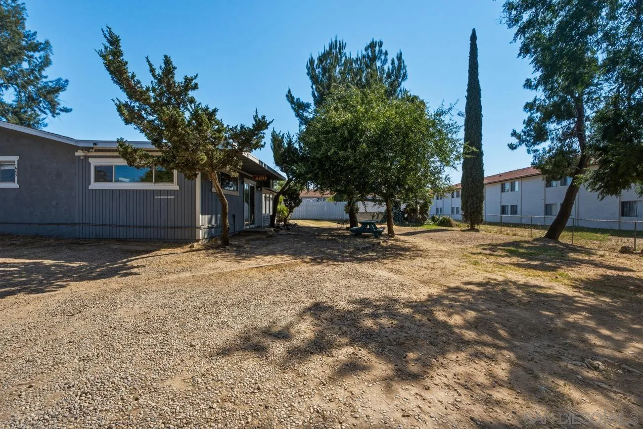 https://cdn.realtyfeed.com/cdn/127/260014532/a2f7772d6ba19e82b7f3d10817e11cc2.webp