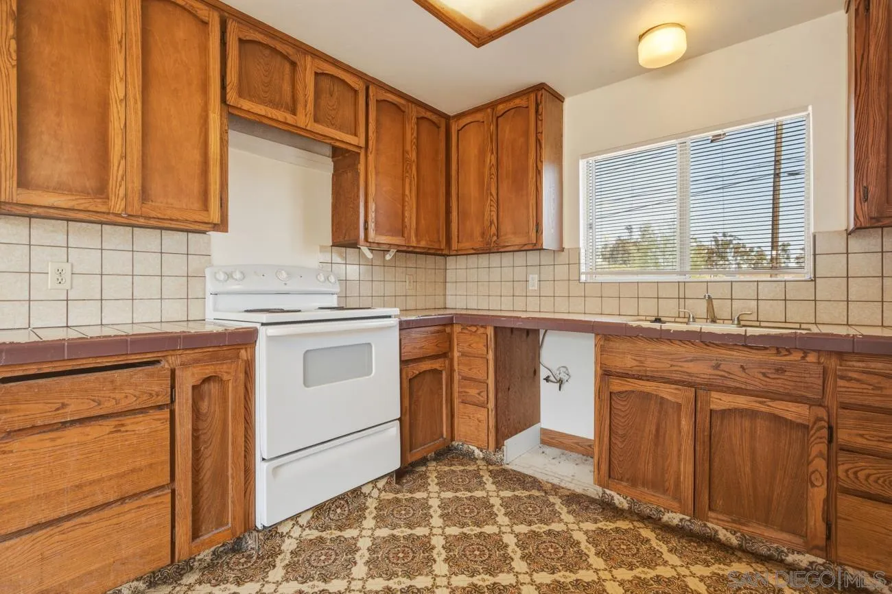 https://cdn.realtyfeed.com/cdn/127/260014532/afc6001f1c4175b490639e02454b1dfb.webp