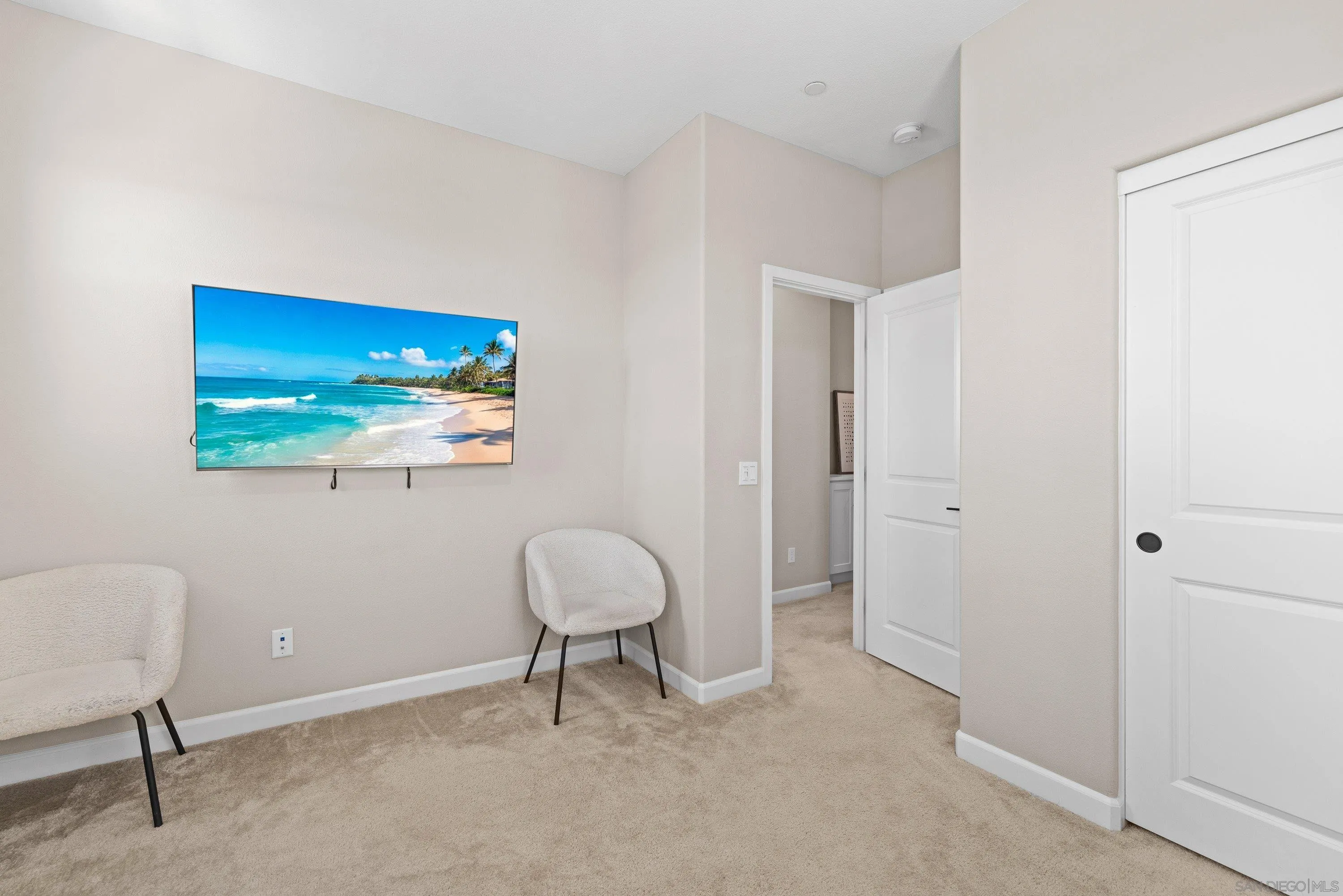 https://cdn.realtyfeed.com/cdn/127/260014534/291b08cd85e8e9c38e467c70eaf10287.webp