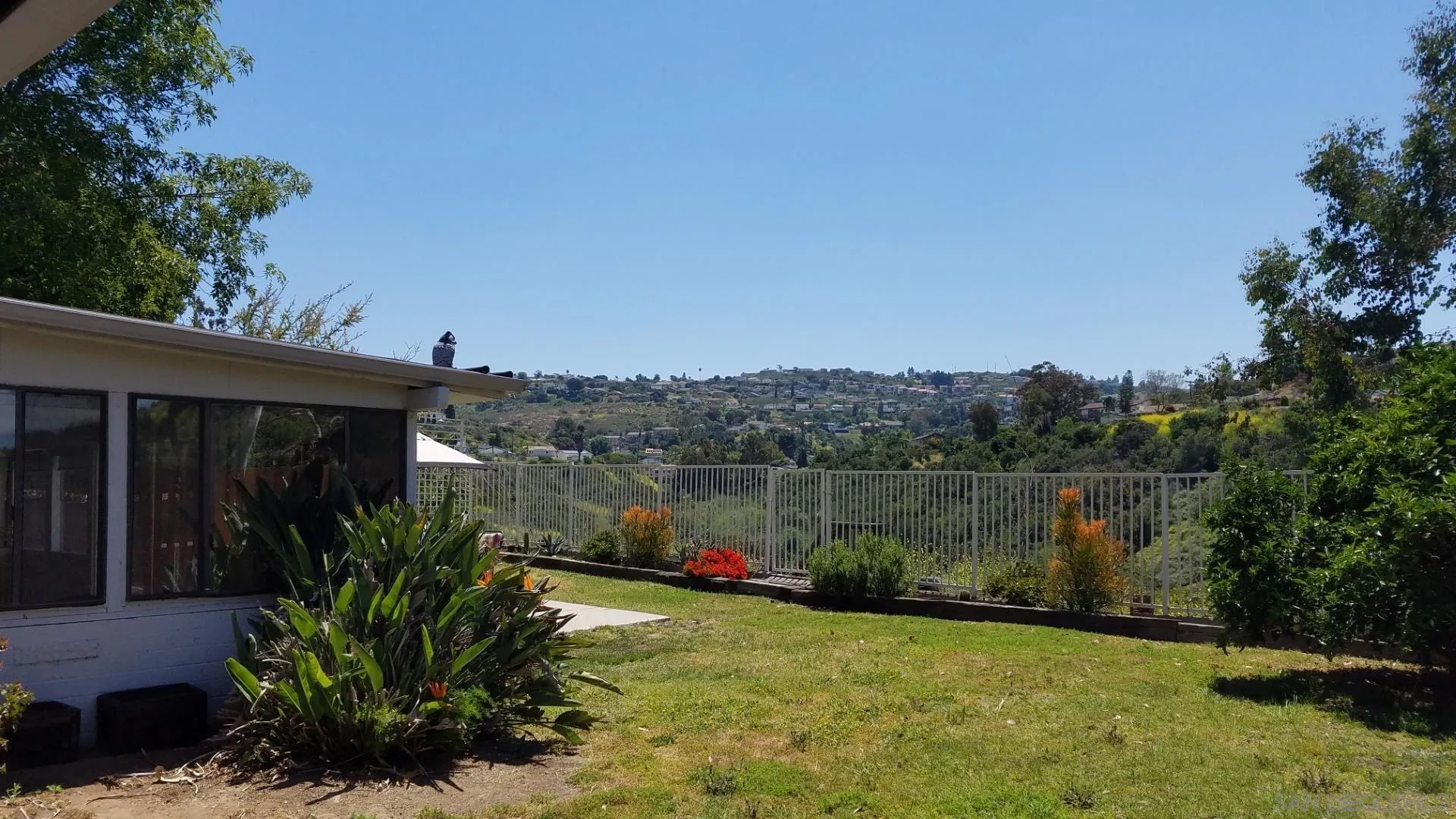 https://cdn.realtyfeed.com/cdn/127/260014536/0d4fa0ed1b5b2b4898aba4f8d4855af6.webp