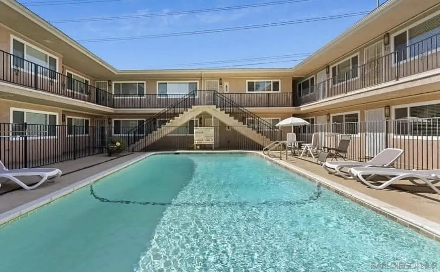 Photo #1: 260014545 Listing: Photo #1