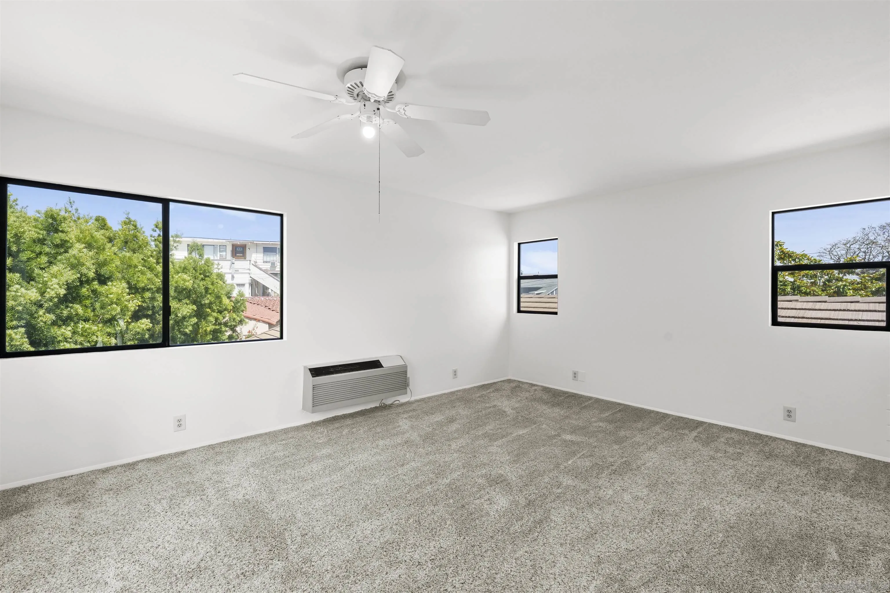 https://cdn.realtyfeed.com/cdn/127/260014546/39954494ba51f0f3c0a49170cc16151f.webp