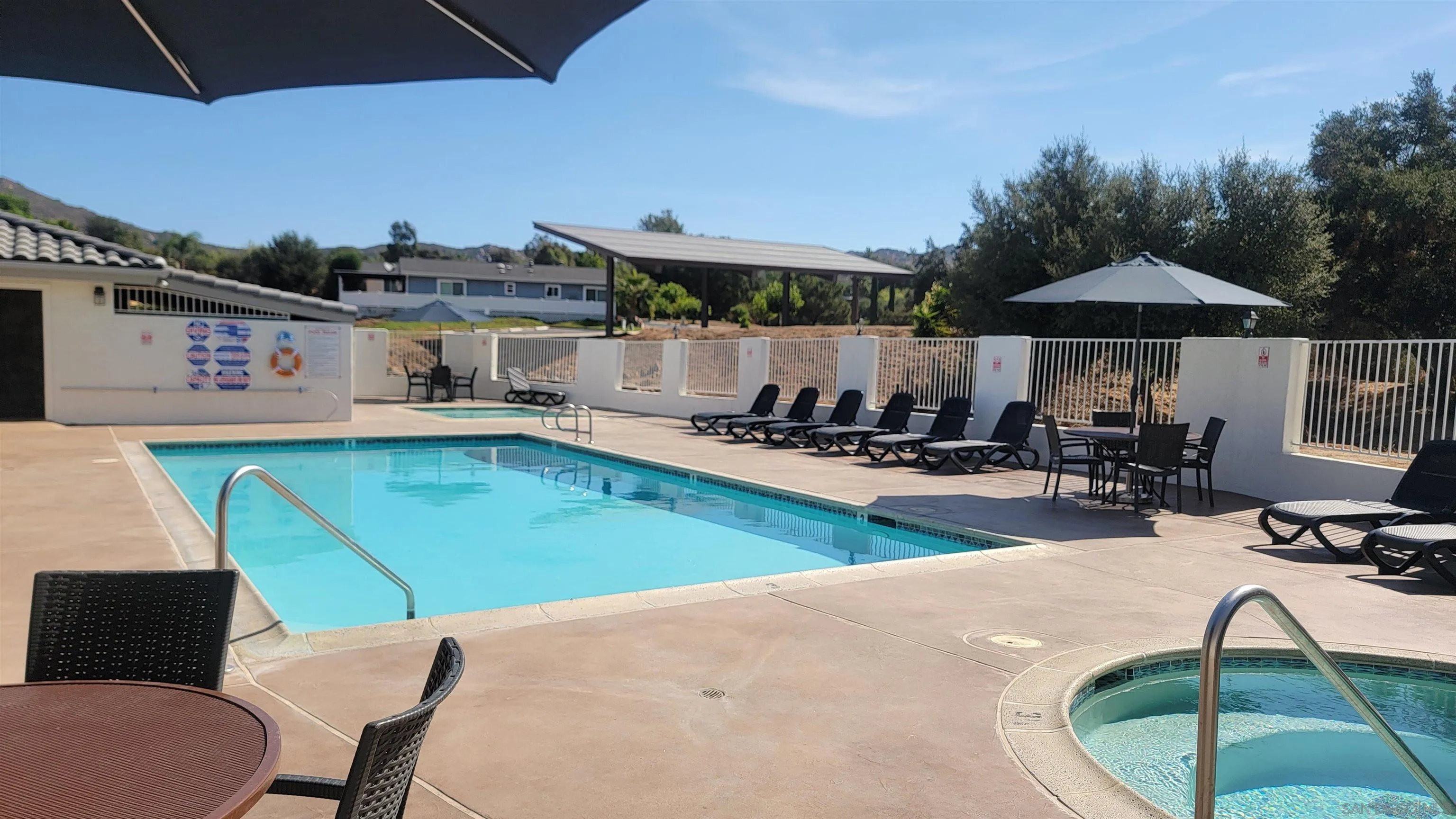 https://cdn.realtyfeed.com/cdn/127/260014547/78ea41e40f940341c3e4761211a3eb3e.webp