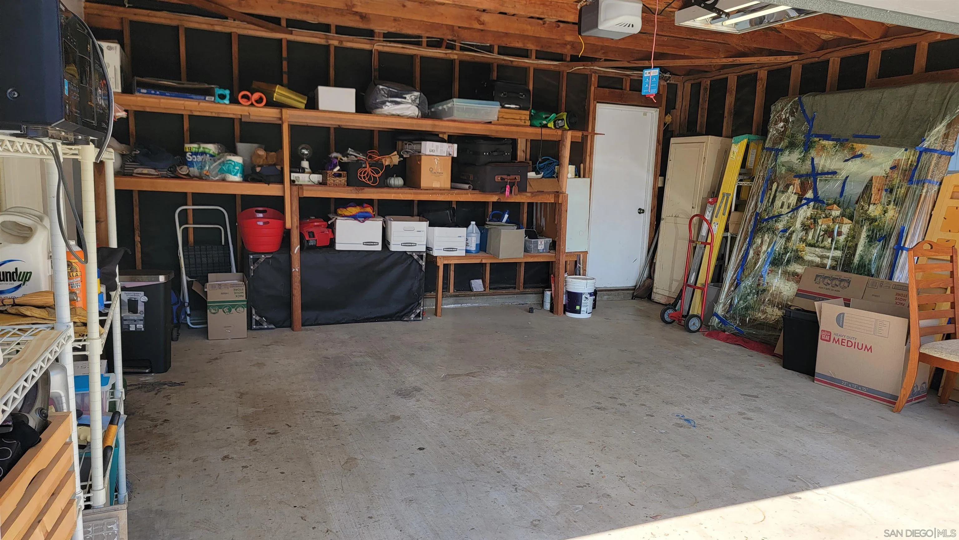 https://cdn.realtyfeed.com/cdn/127/260014547/8f24146f5e2d8045b439ac9e39abd055.webp