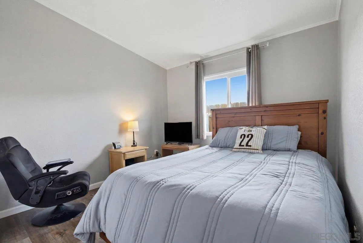 https://cdn.realtyfeed.com/cdn/127/260014547/ea189848546fd76779176e1a8798a4c7.webp