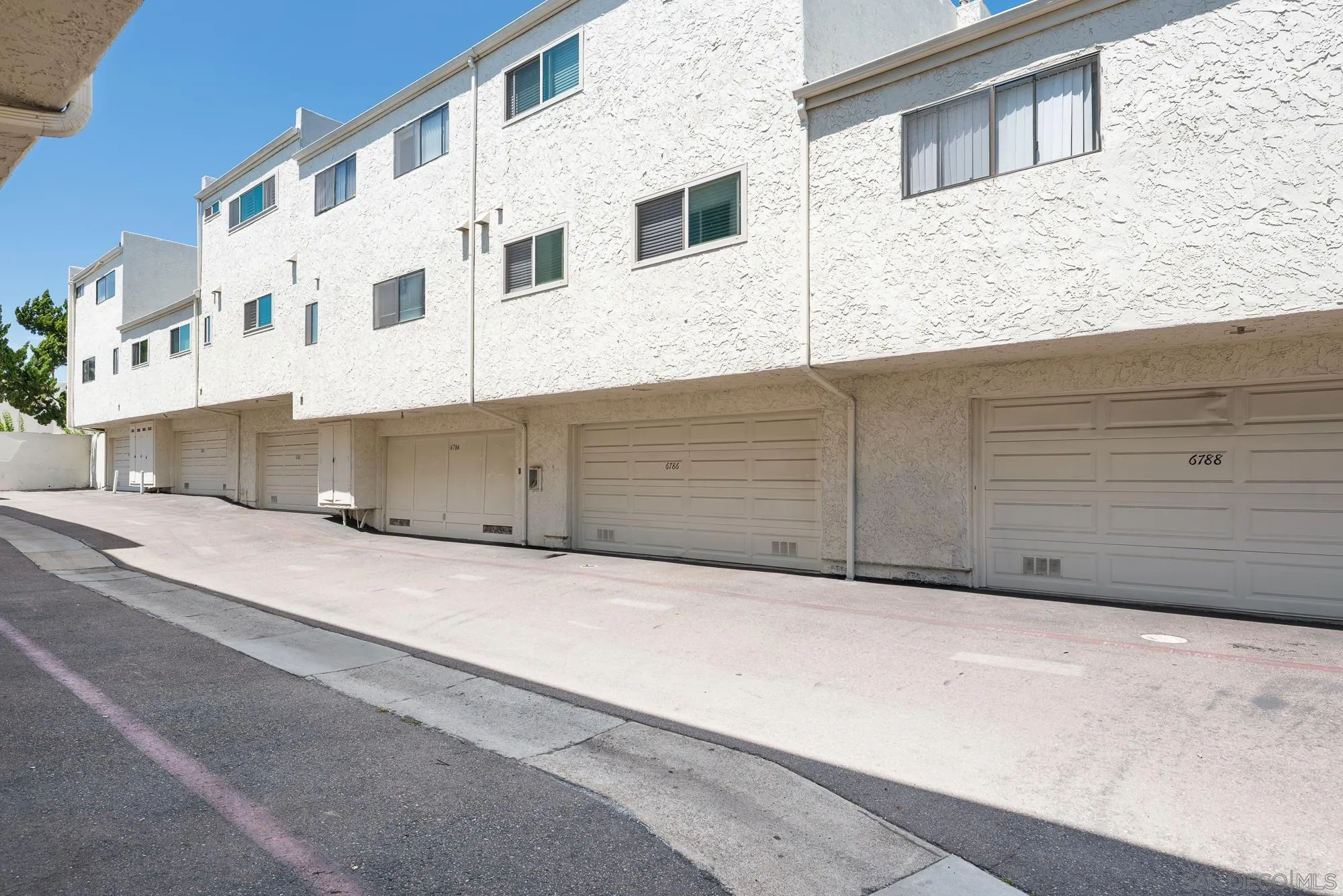Photo #34: 260014563 Listing: Photo #34