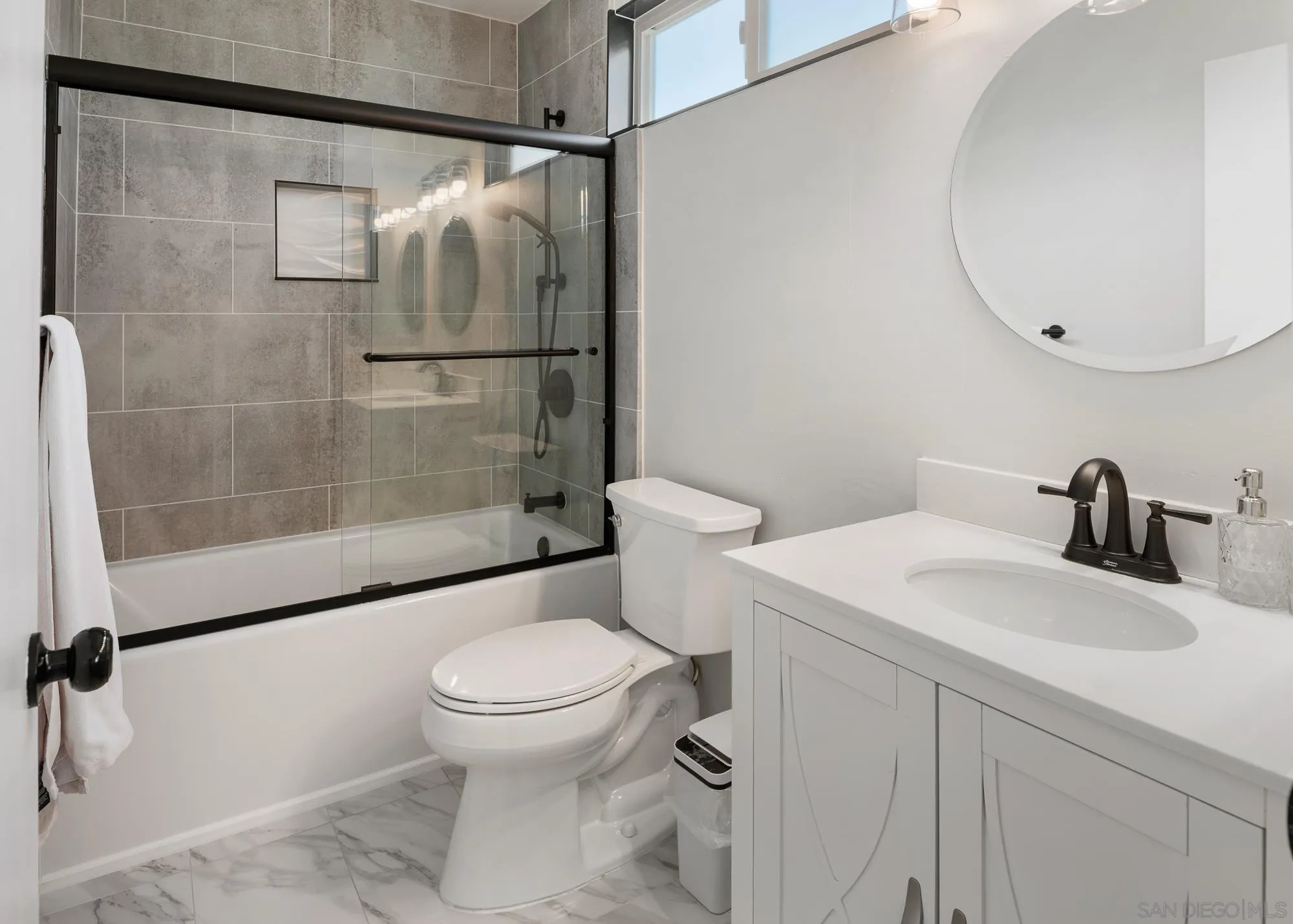 Photo #33: 260014563 Listing: Photo #33