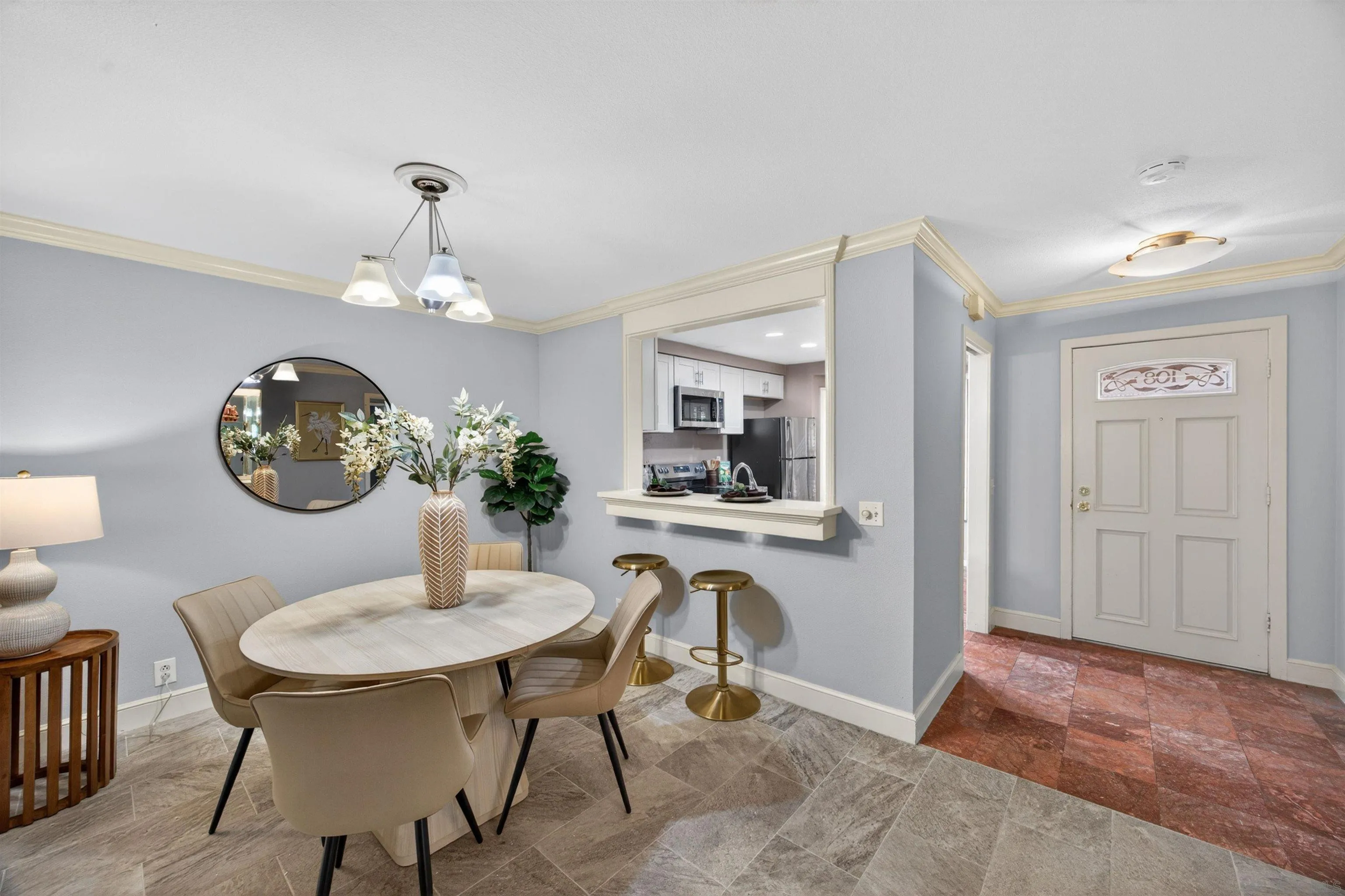 https://cdn.realtyfeed.com/cdn/127/260014566/a59de7db6e4d2812cd16d84bdf9fc95b.webp
