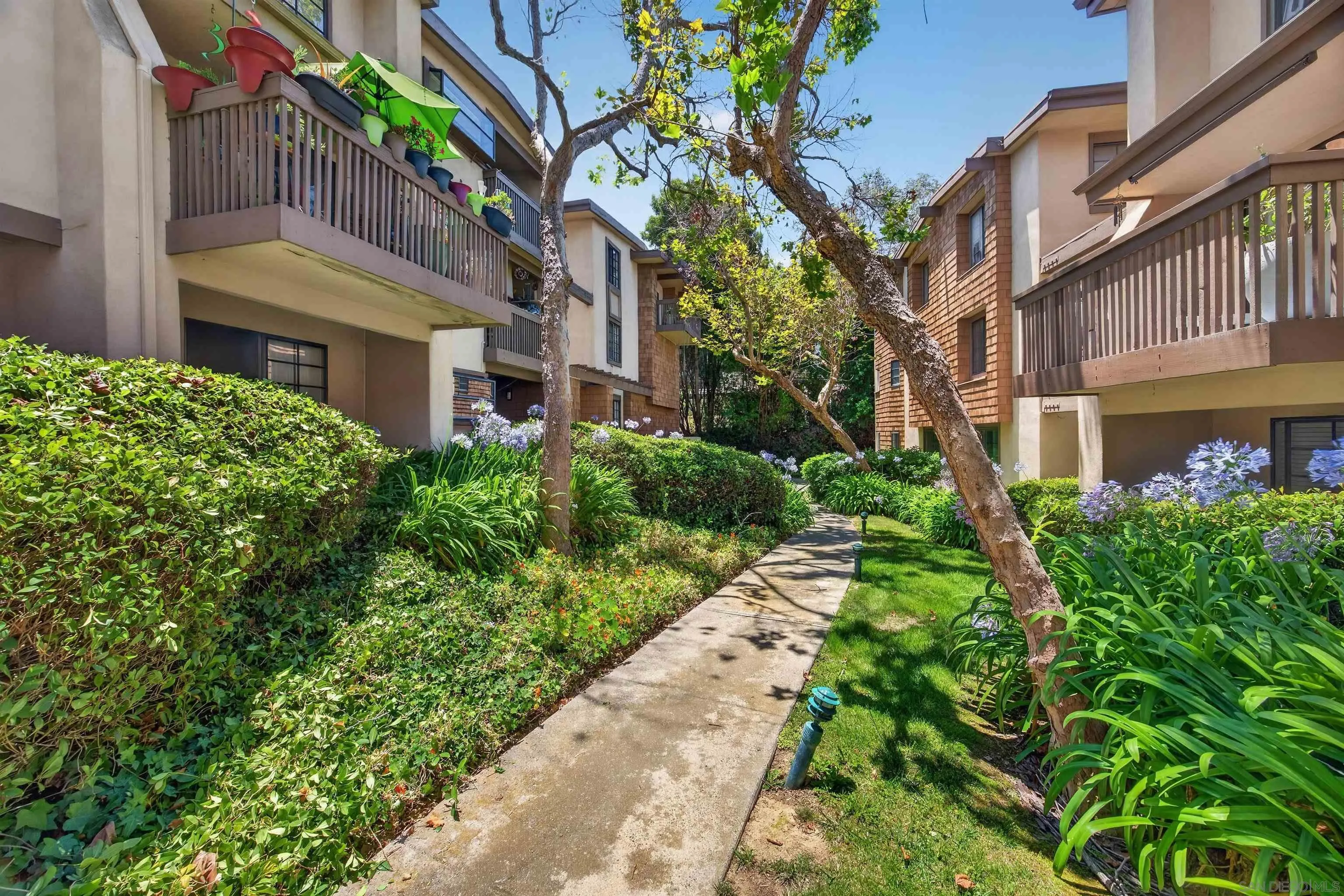 https://cdn.realtyfeed.com/cdn/127/260014566/dad71d1837bab220157902a9972b2718.webp