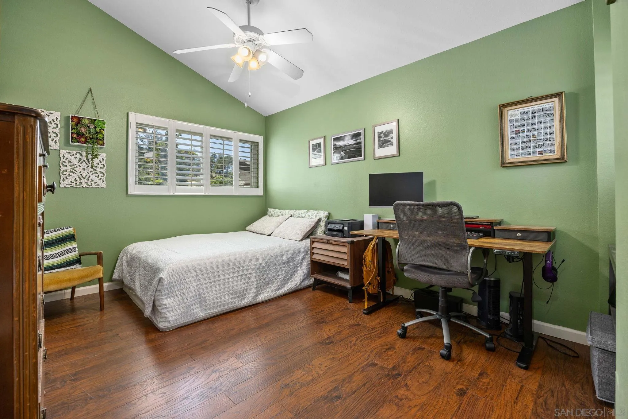 https://cdn.realtyfeed.com/cdn/127/260014567/0eb2aefc46fddc23f09aa32b2a7e1678.webp