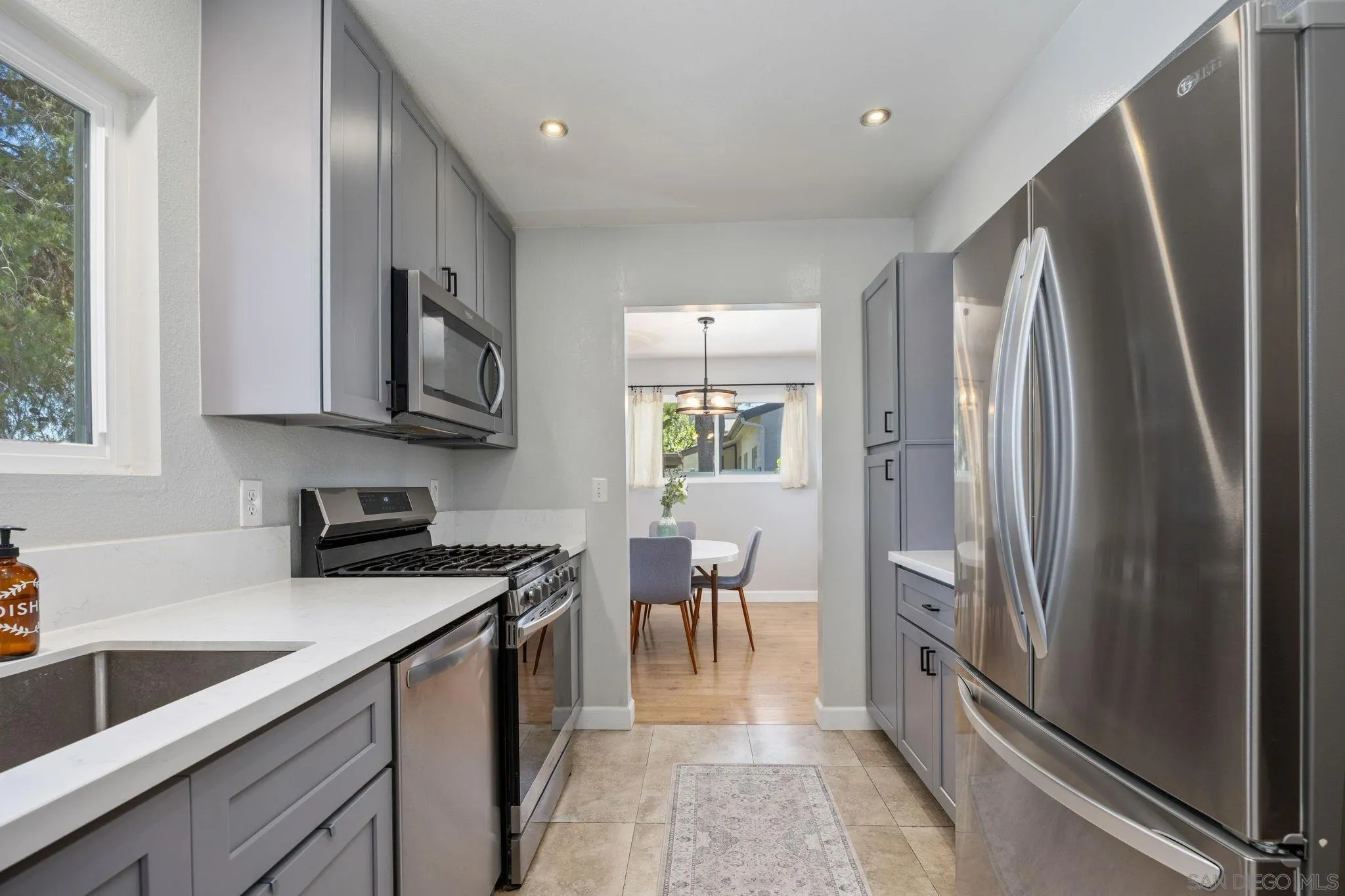 https://cdn.realtyfeed.com/cdn/127/260014567/24dd54a657c17ffee2ad16dc01a5a886.webp