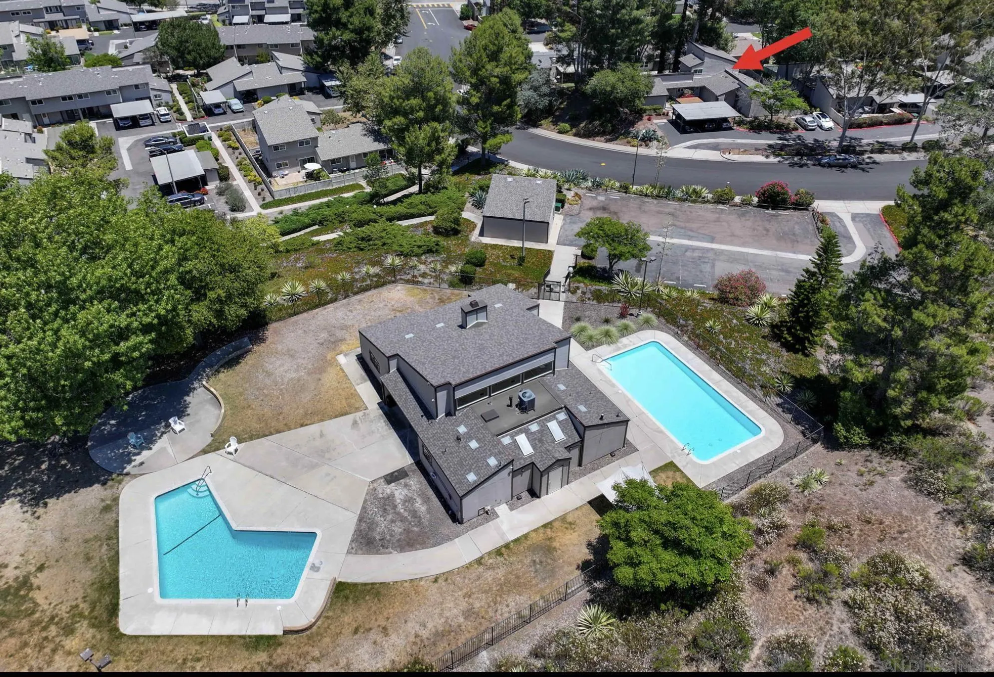 https://cdn.realtyfeed.com/cdn/127/260014567/6d44c5ab2d7555fd639eeee1be3a266d.webp