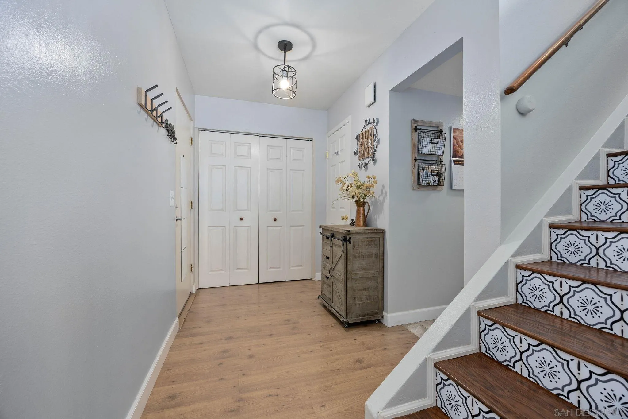 https://cdn.realtyfeed.com/cdn/127/260014567/8e0e0b65502a675574c86e772190d07d.webp