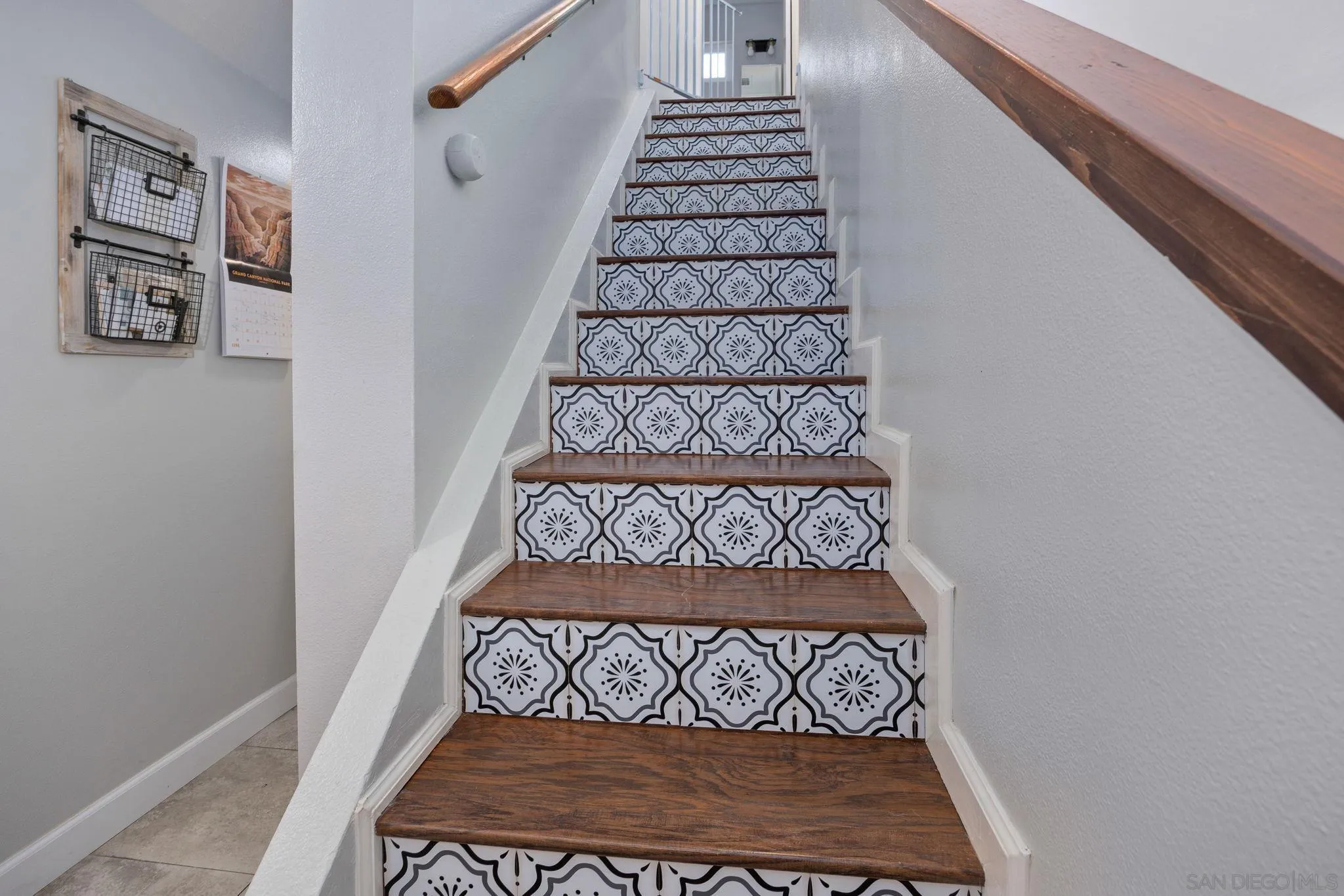 https://cdn.realtyfeed.com/cdn/127/260014567/b2a78905f374b883550bf0156e494926.webp