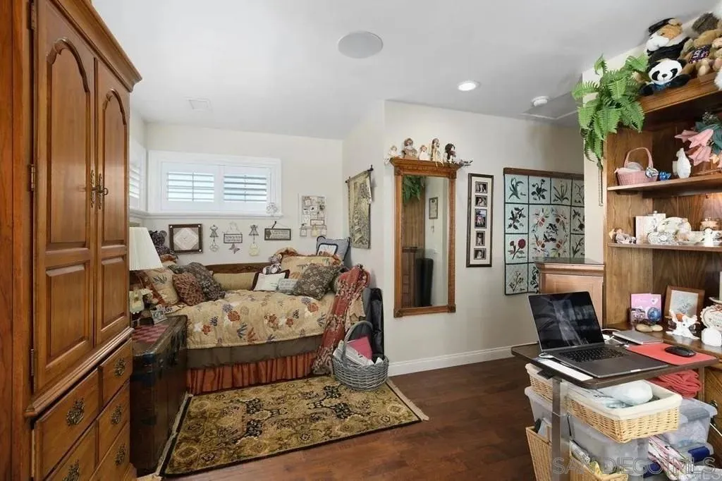 https://cdn.realtyfeed.com/cdn/127/260014569/a671ae60247258bac0ab1e752262ae97.webp