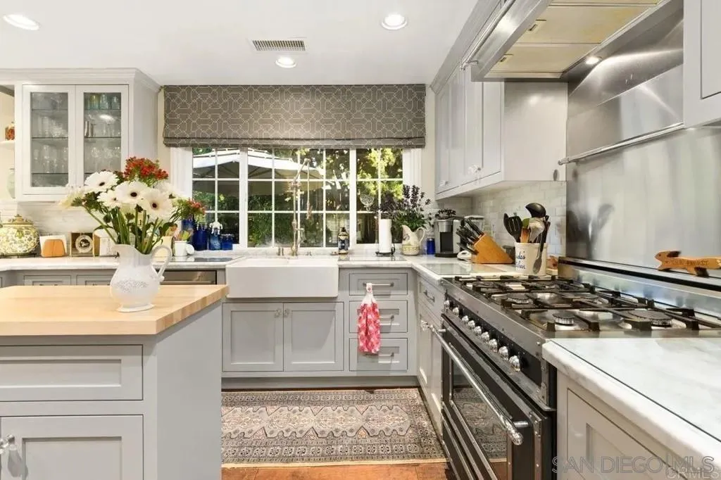 https://cdn.realtyfeed.com/cdn/127/260014569/fbf06cf6e2ed032324c7f76d0d5432c5.webp