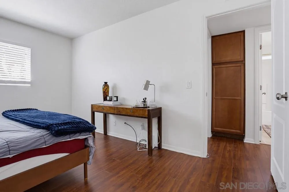 https://cdn.realtyfeed.com/cdn/127/260014572/665f9a1a52f7a17b61a388914d315a1a.webp