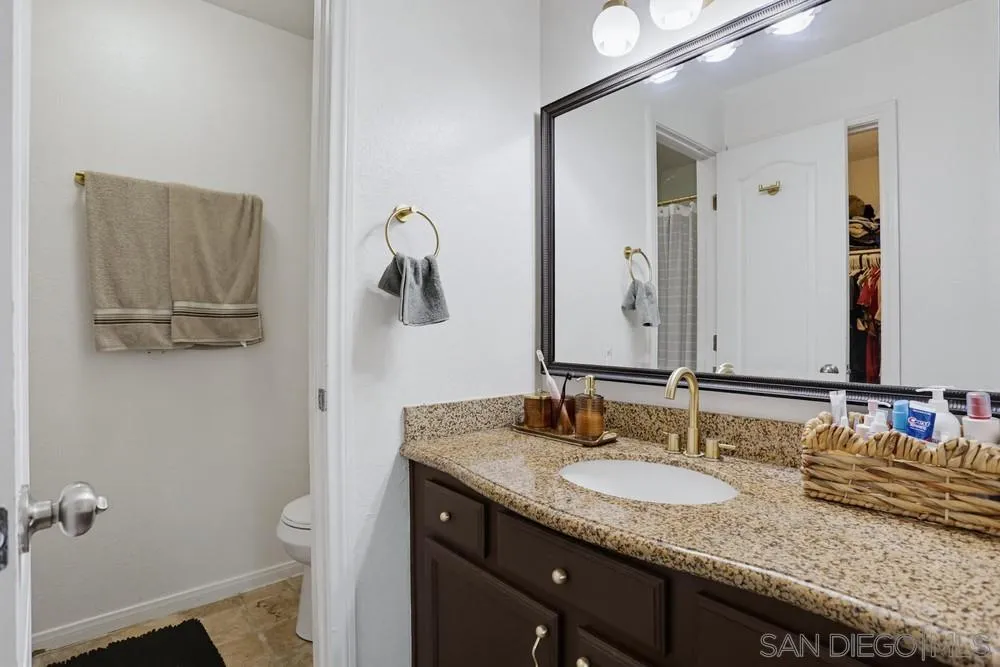 https://cdn.realtyfeed.com/cdn/127/260014572/724793003908283a35b7c4260c939826.webp