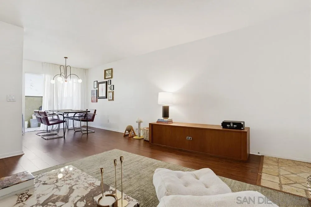 https://cdn.realtyfeed.com/cdn/127/260014572/7f96d8d9b1199130e560e6d6dd4dee4b.webp