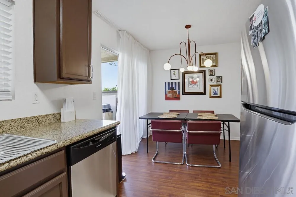 https://cdn.realtyfeed.com/cdn/127/260014572/9dca04a5768e84fa386d25663a4de6a0.webp