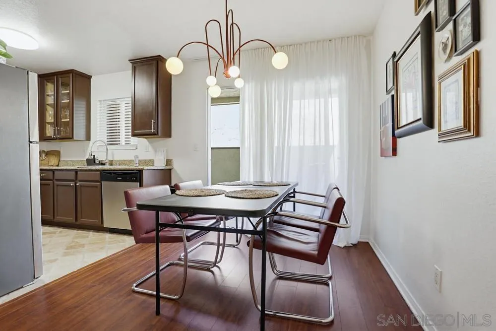 https://cdn.realtyfeed.com/cdn/127/260014572/f4f53efcb2c740f0bfff879b53e3ef01.webp