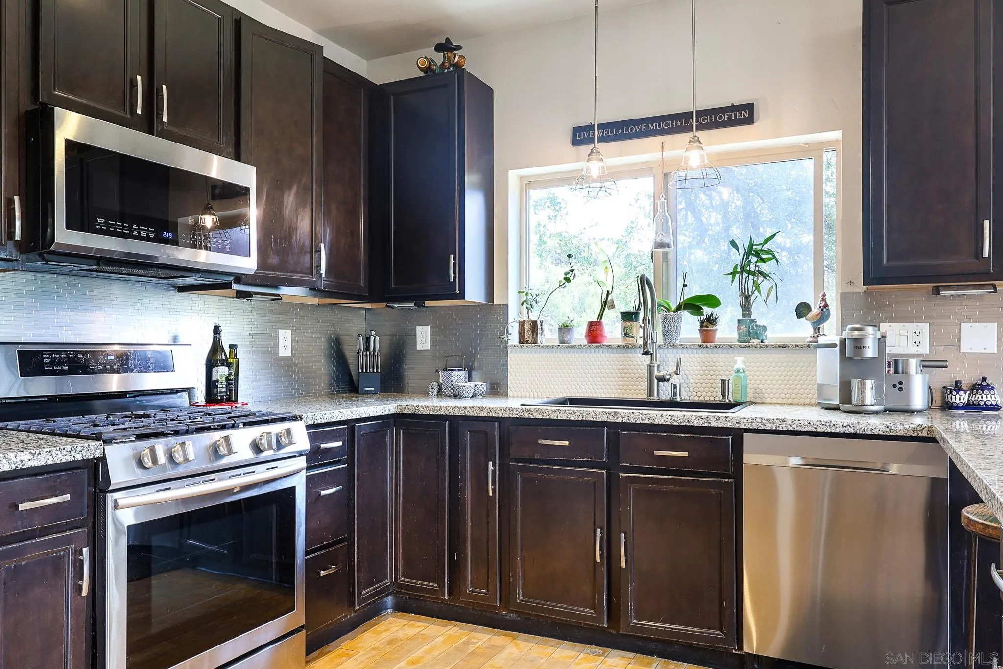 https://cdn.realtyfeed.com/cdn/127/260014575/3133868ff35fea7617da6a79a959c60c.webp