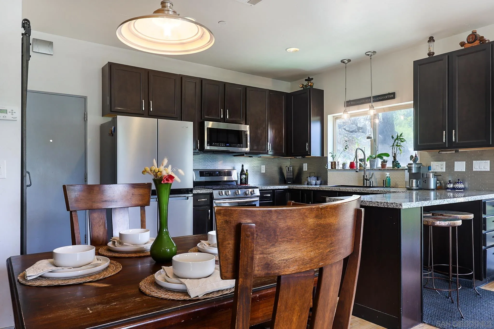 https://cdn.realtyfeed.com/cdn/127/260014575/34a7744ce03c1f49c1ab8a7d072ee518.webp