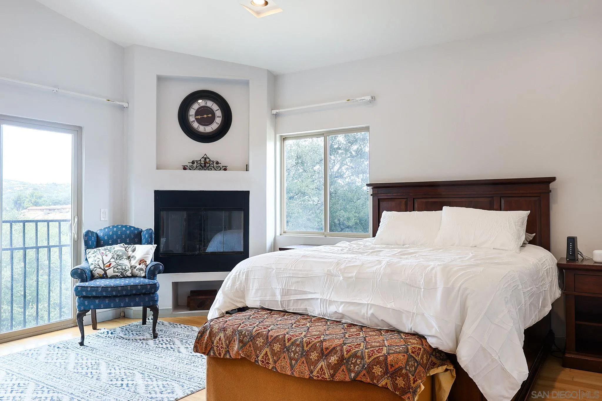 https://cdn.realtyfeed.com/cdn/127/260014575/45245d87ab0f29db19a03c56109e1a32.webp