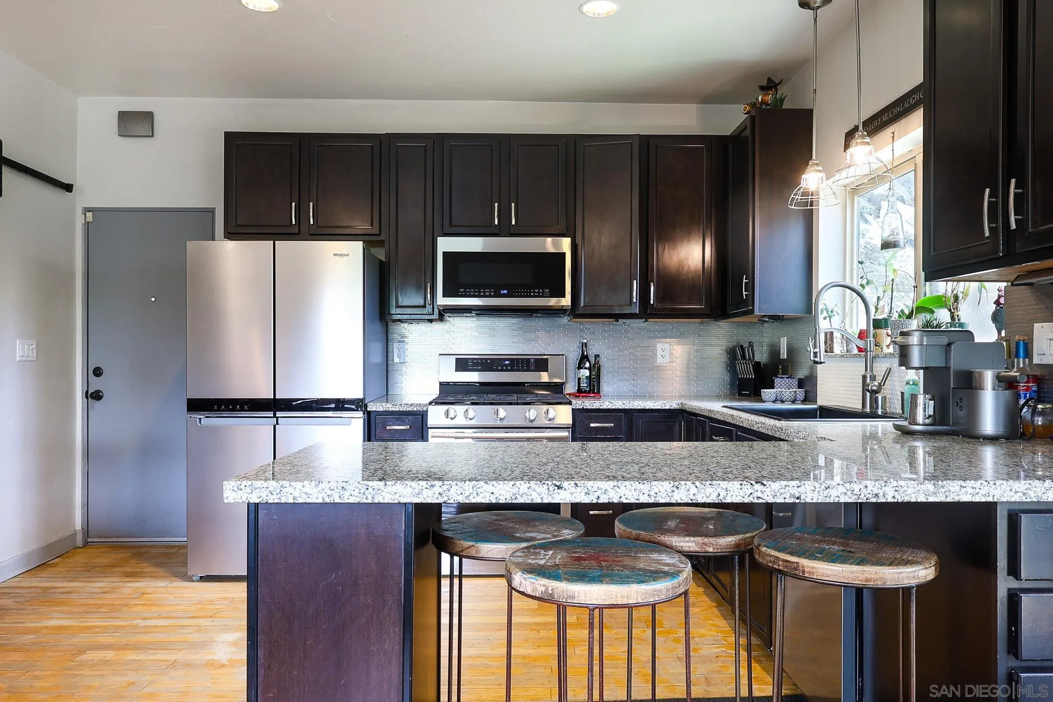 https://cdn.realtyfeed.com/cdn/127/260014575/75e94a229ea27163818a9dc7b20c0a20.webp