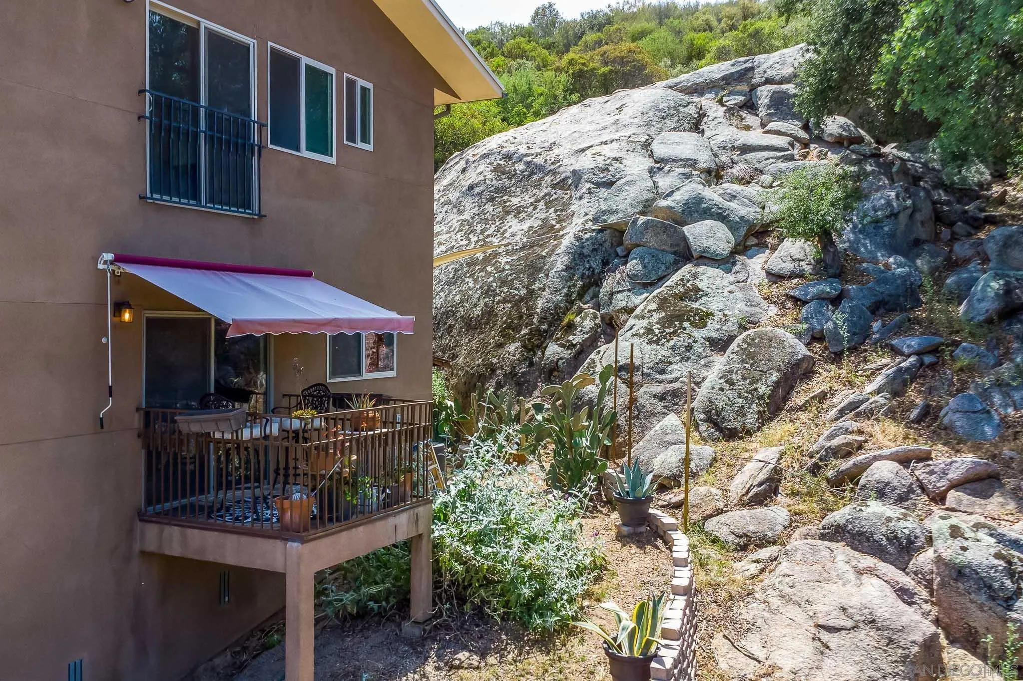 https://cdn.realtyfeed.com/cdn/127/260014575/7e469297c7e267f2627a267f472825cc.webp