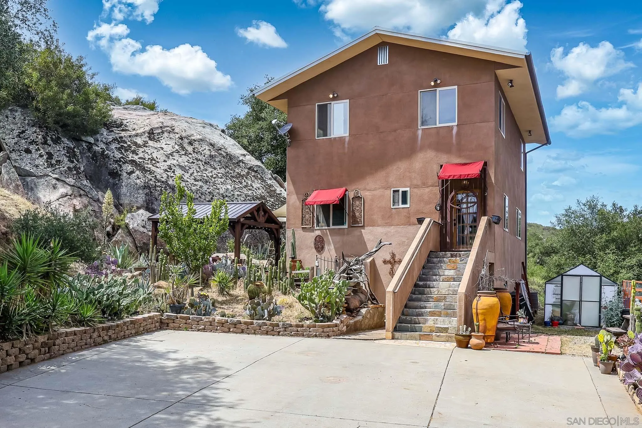 https://cdn.realtyfeed.com/cdn/127/260014575/bf30aa65d9d3ffb05491d0e1e32315f4.webp