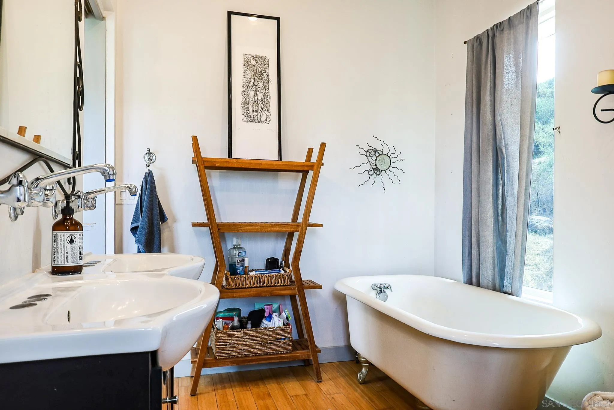 https://cdn.realtyfeed.com/cdn/127/260014575/de9dbf331210498939b8593a322b35d5.webp